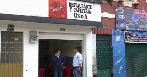 RESTAURANTE Y CAFETERIA UNO A RESTAURANTE Y CAFETERIA UNO A